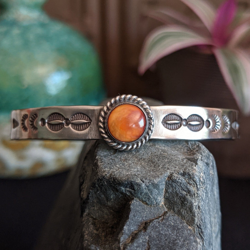 Navajo Made Orange Spiny Oyster Shell Sterling Silver Cuff GJ-BRC-0053