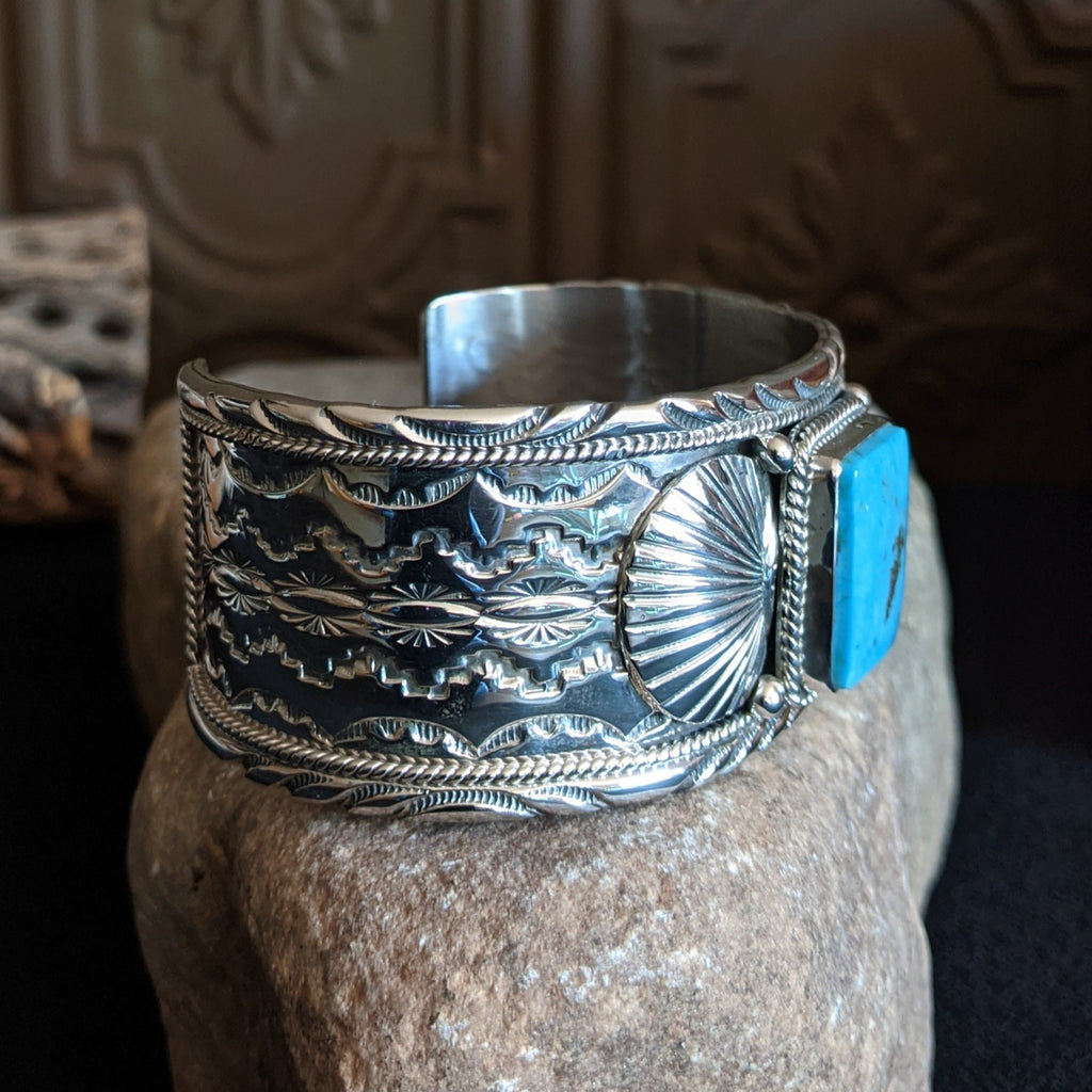 Kingman Turquoise Sterling Silver Cuff GJ-BRC-0059