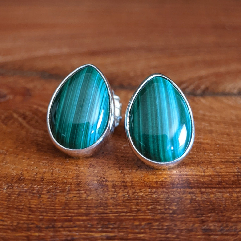 Navajo Made Malachite Teardrop Earrings GJ-ERN-0068