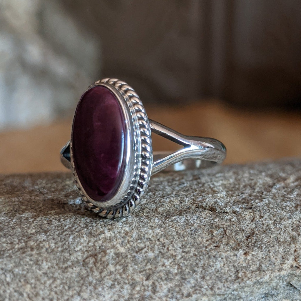 Navajo Made Purple Spiny Oyster Shell Ring SWSG-RNG-0013