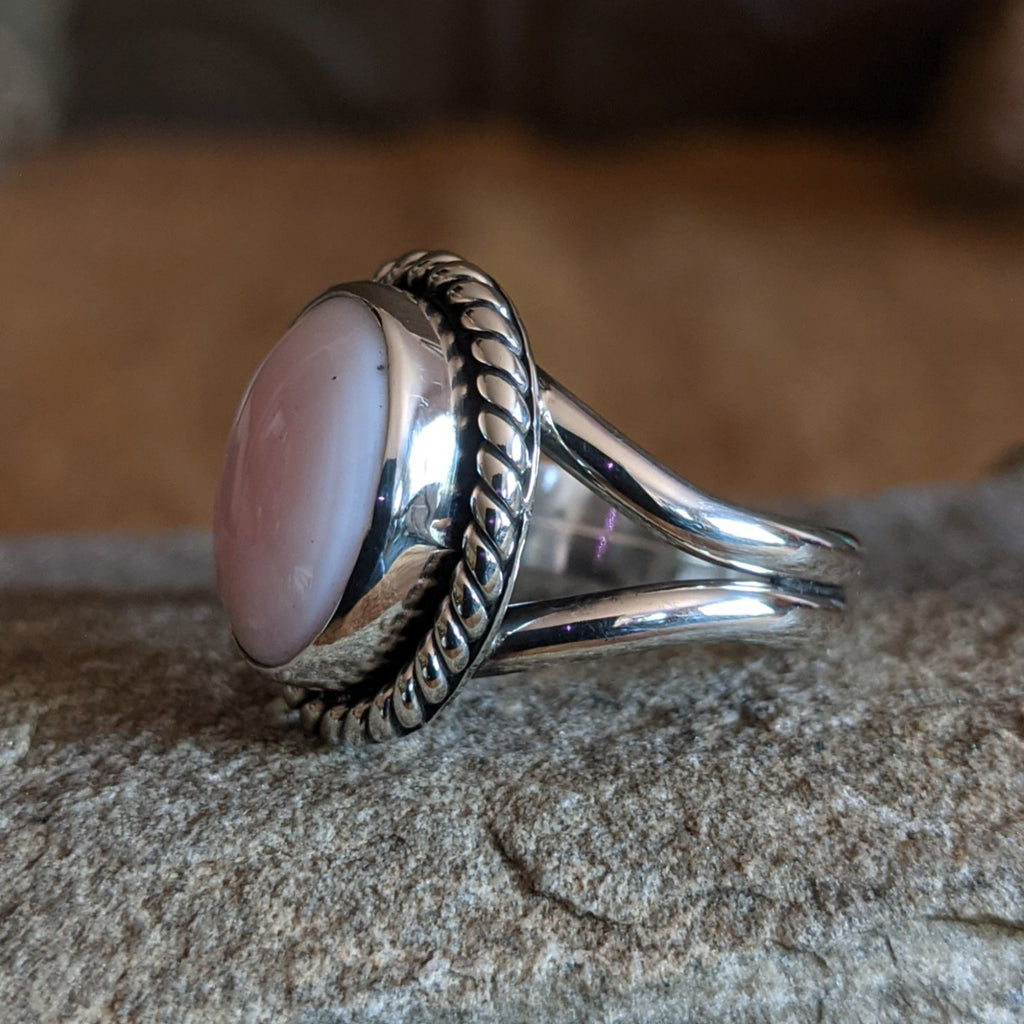 Navajo Made Pink Conch Ring SWSG-RNG-0018