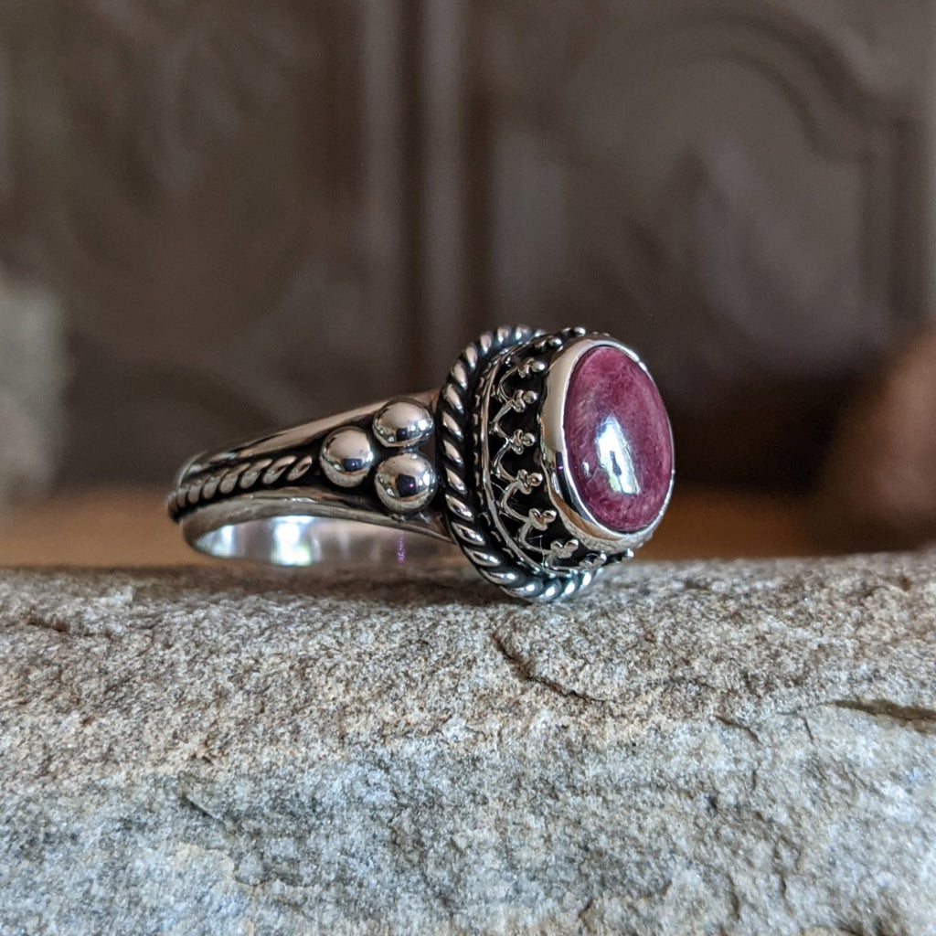 Navajo Made Purple Spiny Oyster Shell Ring SWSG-RNG-0021