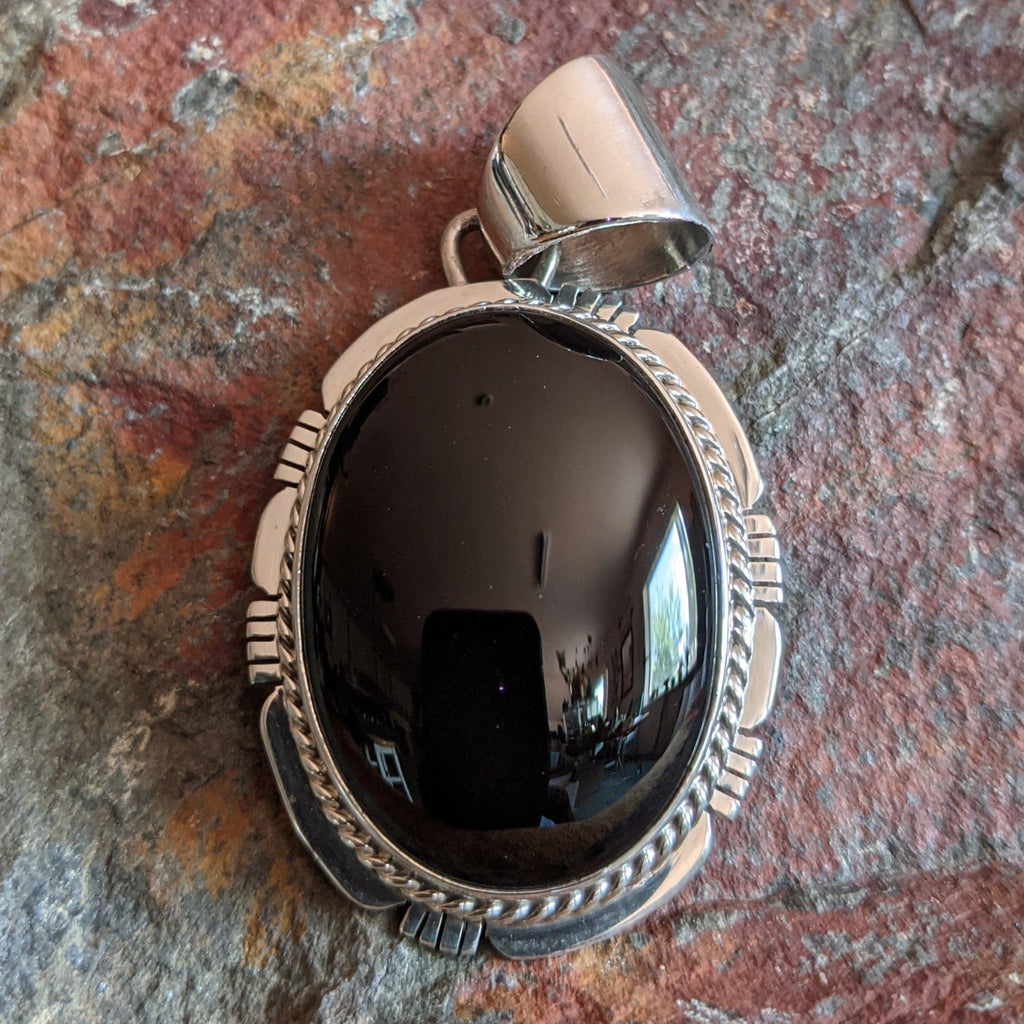 Black Onyx Pendant by Jake Sampson GJ-PND-0072