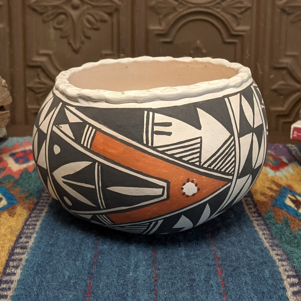 Acoma Pottery by Joyce Leno SWT-POT-0013