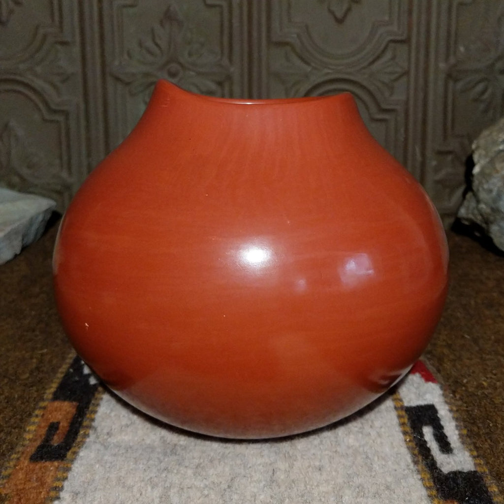 Santa Clara Spherical Vase by Virginia Garcia SWT-POT-0060