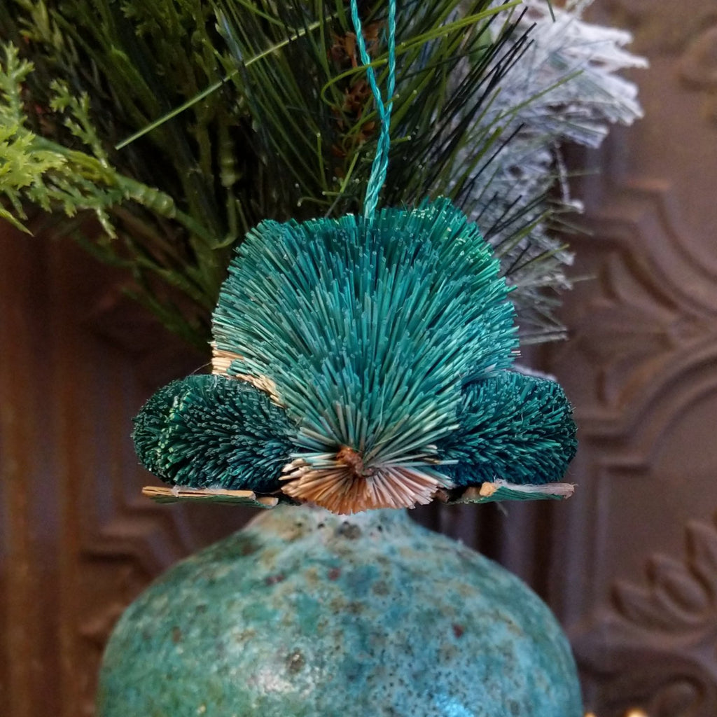 Green Frog Bristle Brush Ornament GF-ORN-BRUSHOR37