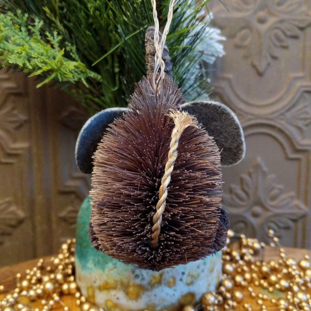 Sitting Elephant Bristle Brush Ornament GF-ORN-BRUSHBET06