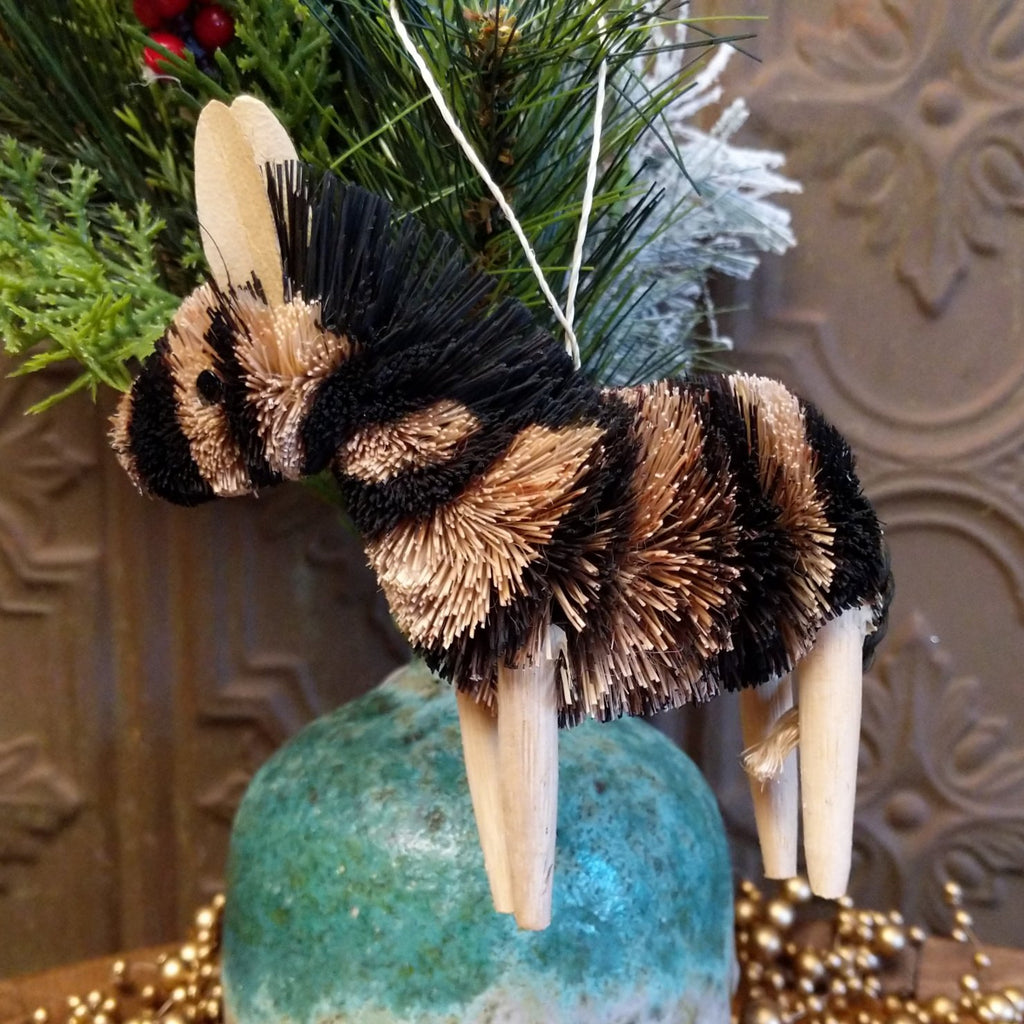 Zebra Bristle Brush Ornament GF-ORN-BRUSHARTOR86