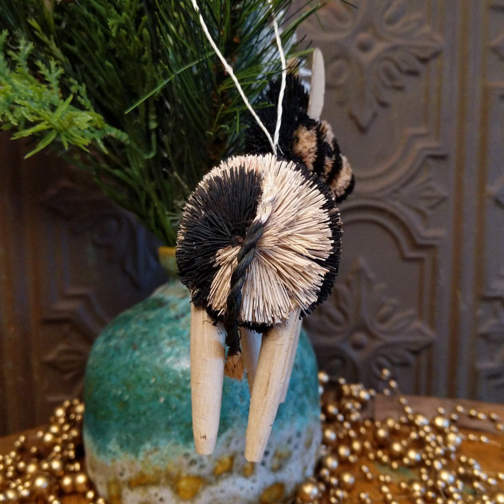 Zebra Bristle Brush Ornament GF-ORN-BRUSHARTOR86