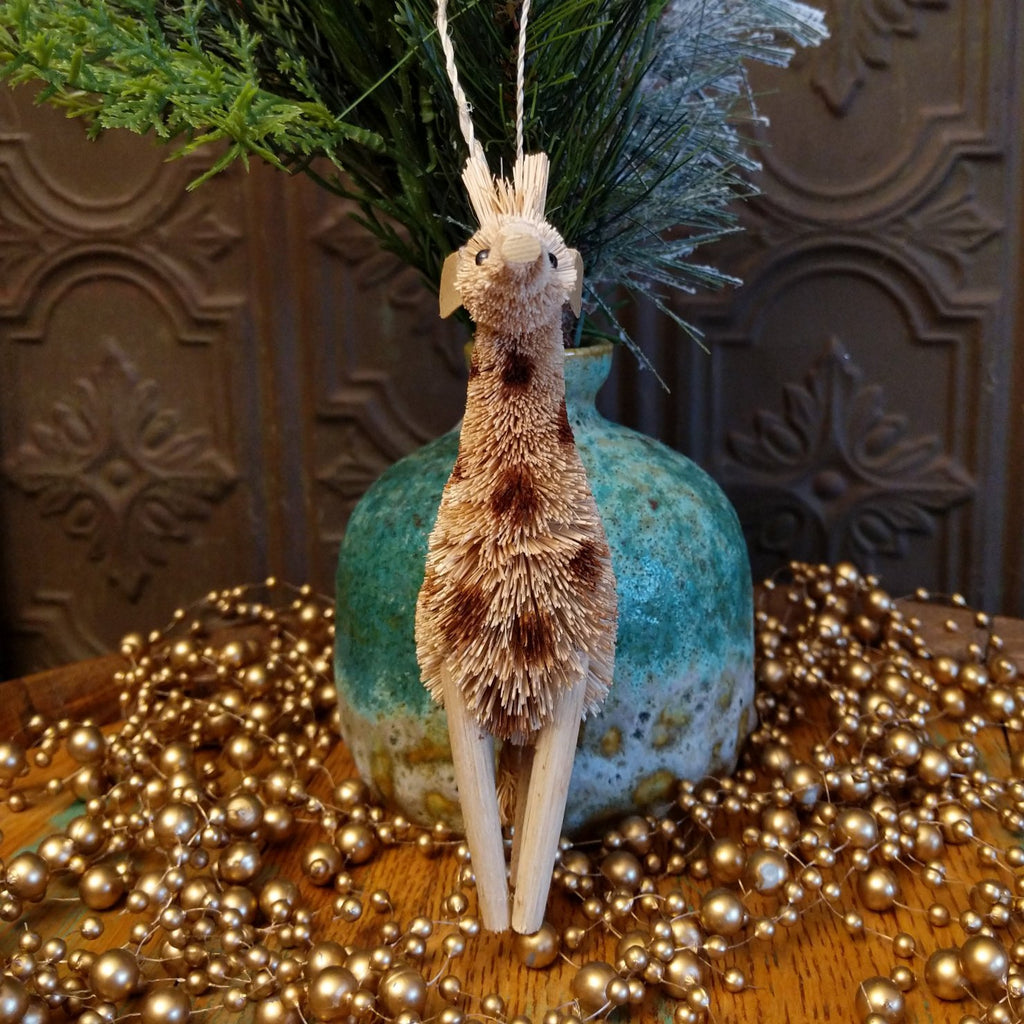 Giraffe Bristle Brush Ornament GF-ORN-BRUSHOR61