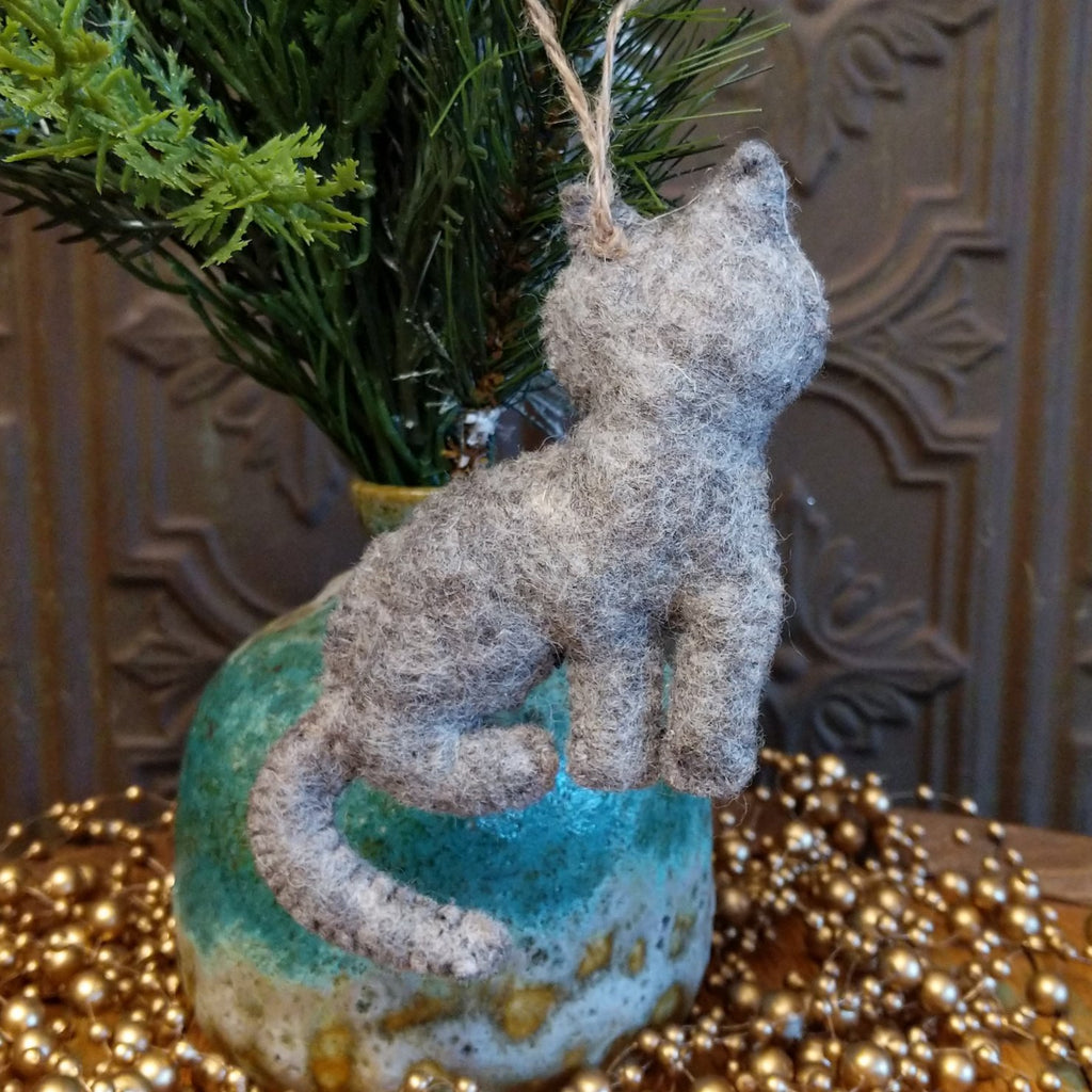 Gray Tabby Felt Ornament GF-ORN-FO224