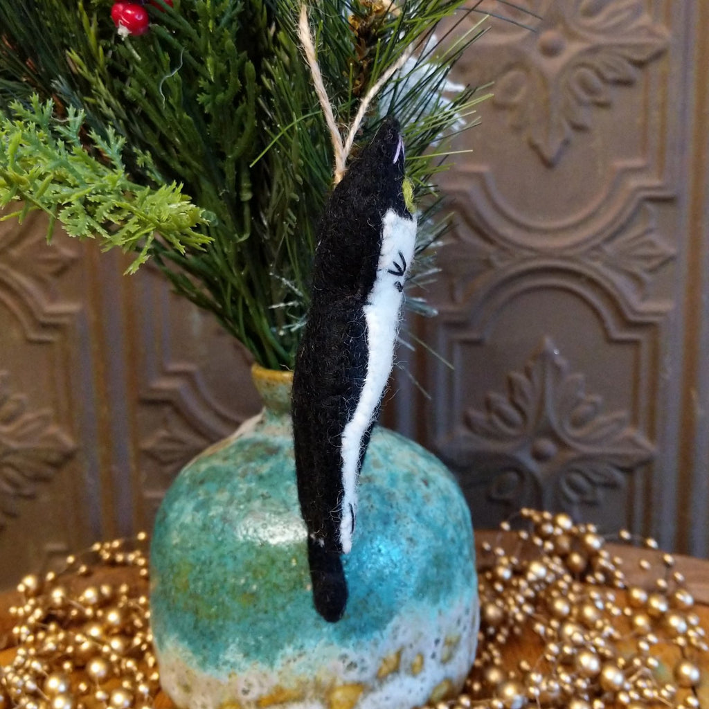 Tuxedo Cat Felt Ornament GF-ORN-FO228