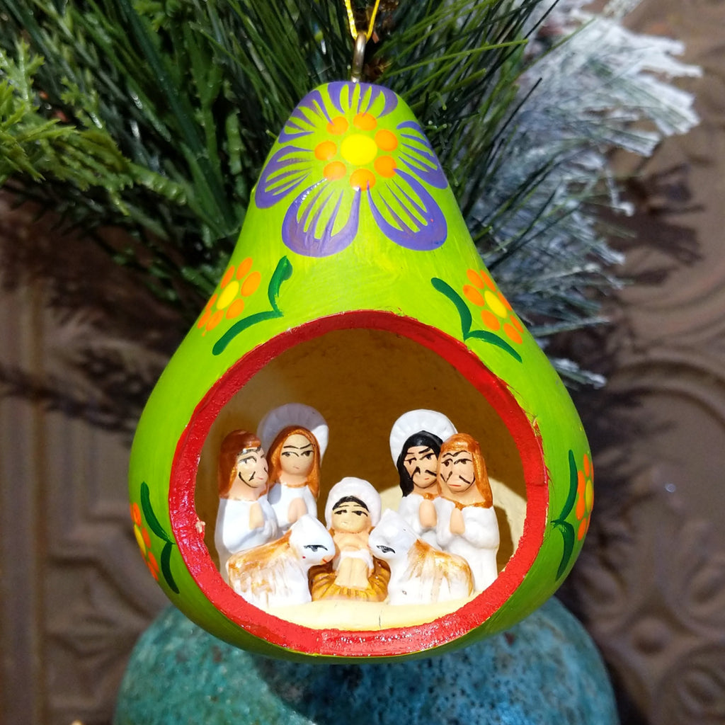 Peruvian Green Nativity Gourd Ornament GF-ORN-0008