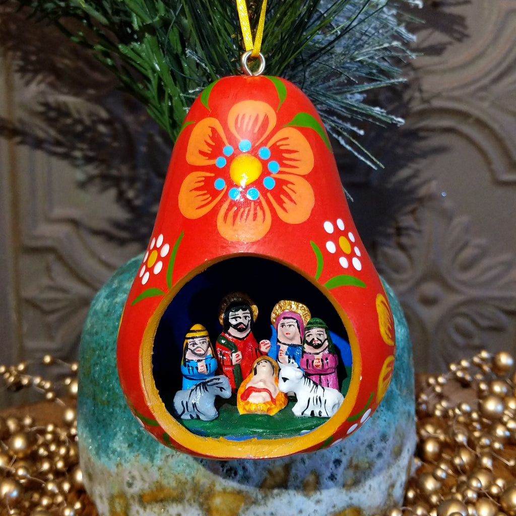 Peruvian Red Nativity Gourd Ornament GF-ORN-0009