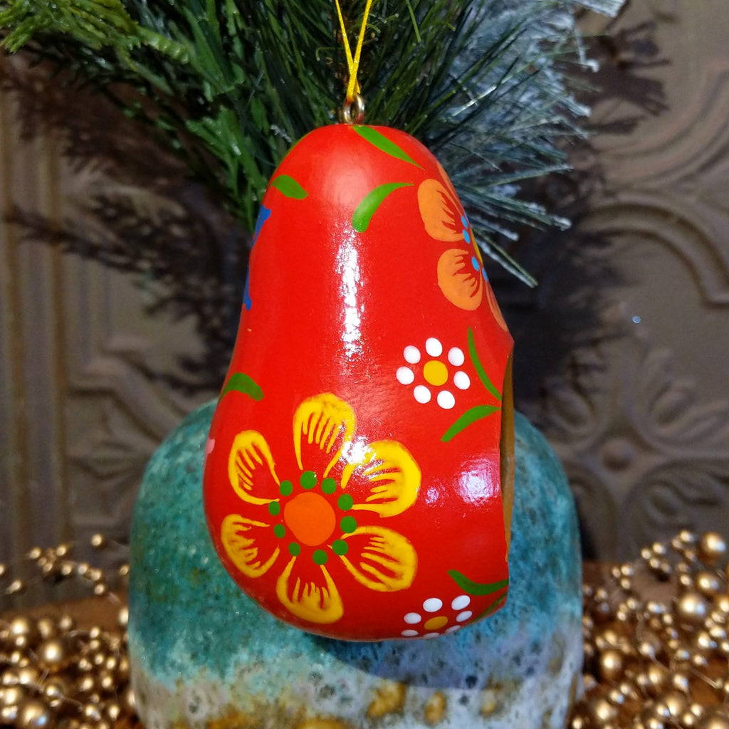 Peruvian Red Nativity Gourd Ornament GF-ORN-0009