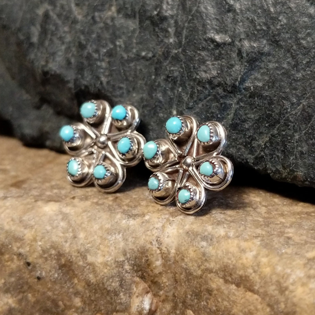 Zuni Made Turquoise Flower Earrings GJ-ERN-0076