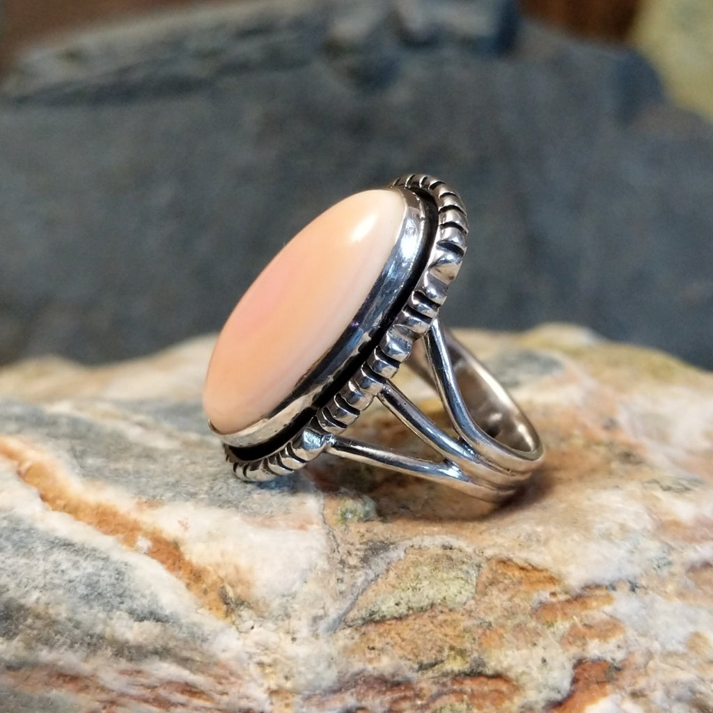 Pink Conch Shell Ring by Zia GJ-RNG-0076