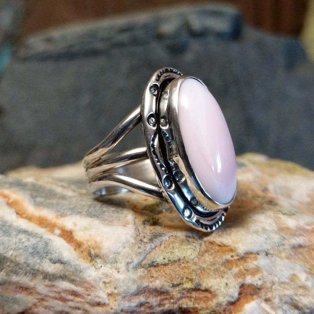 Long Oval Pink Conch Shell Ring by Terry Wood GJ-RNG-0080